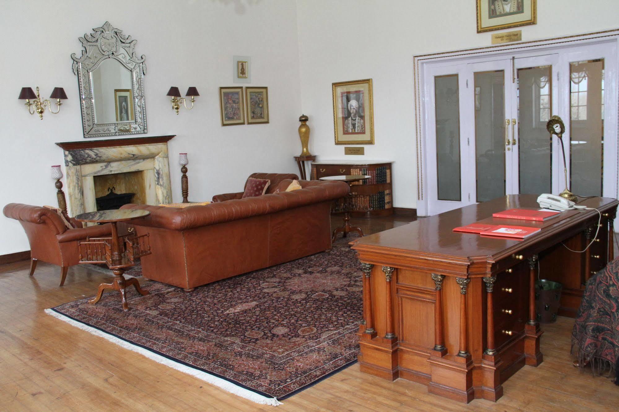 The Lalit Grand Palace Srinagar Eksteriør bilde